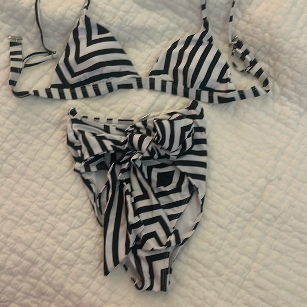 Women’s bikini high waste